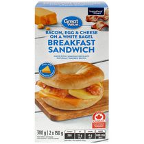 Sandwich-déjeuner Bacon, œuf et fromage sur un bagel blanc Great Value